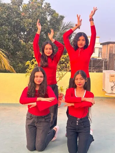 Teen dance classes in Kolkata with professional training